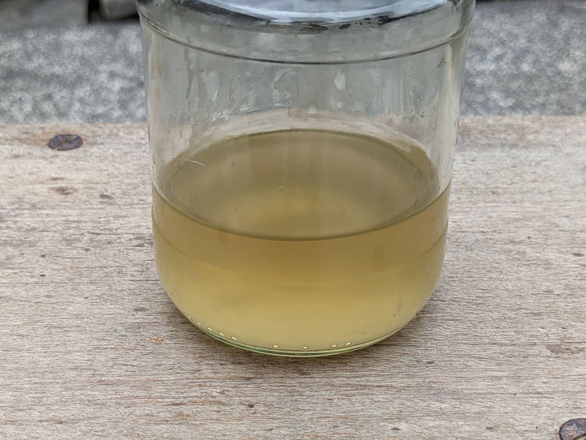 ろ過した酢酸カルシウム